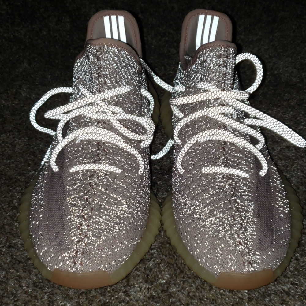 Yeezy 350 v2 "synth reflective "